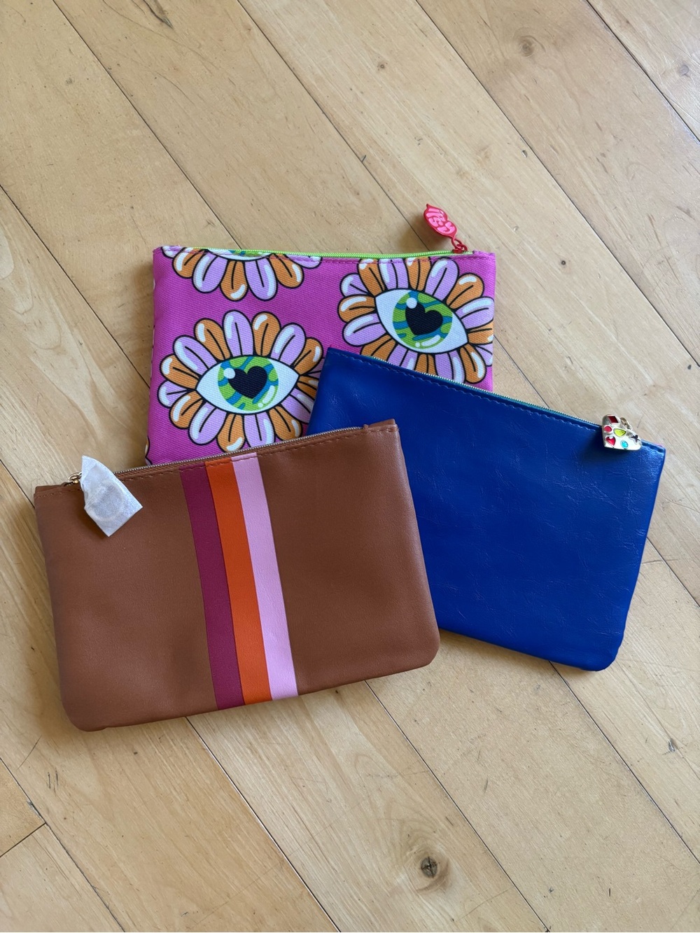 Fun little IPSY trio of makeup bags! Full zip, solids, prints & stripes.